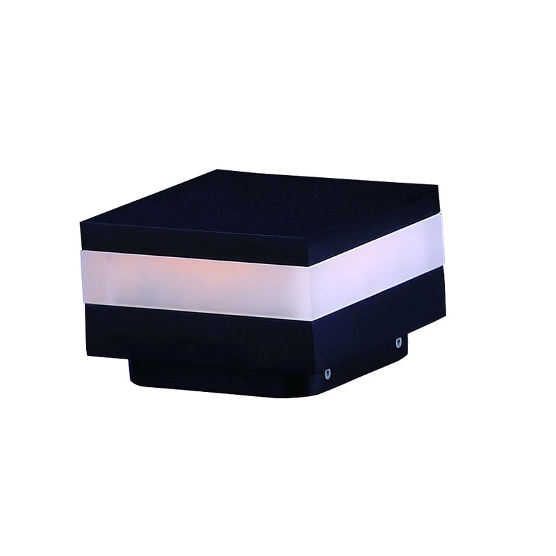 Alumilux LED Pathway in Black