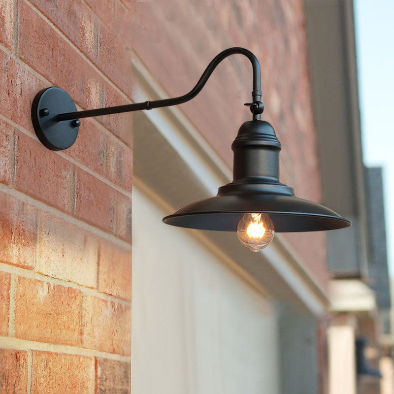 Traditional Vintage Horn Iron 1-Light Outdoor Wall Sconce Lamp For Entryway