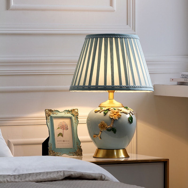 Traditional Chinese Ceramic Enamel Fabric 1-Light Table Lamp For Living Room