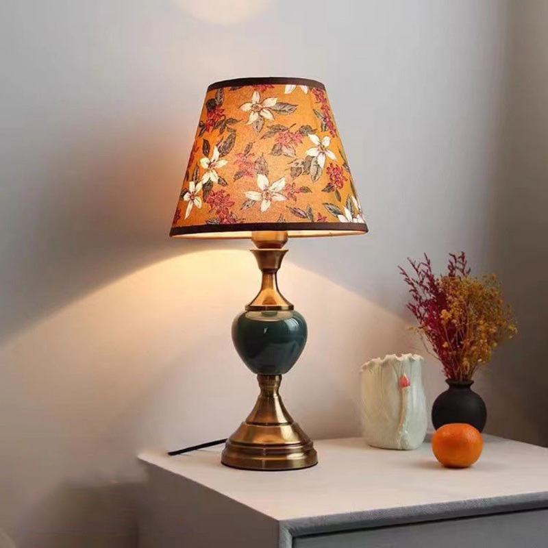 Traditional European Ceramic Hardware Base Fabric Shade 1-Light Table Lamp For Bedroom