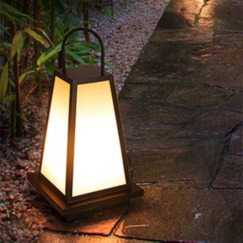 Traditional Japanese Solar Waterproof Stainless Steel Acrylic Trapezoidal Honeycombed Lantern LED Outdoor Light Landscape Lighting For Garden
