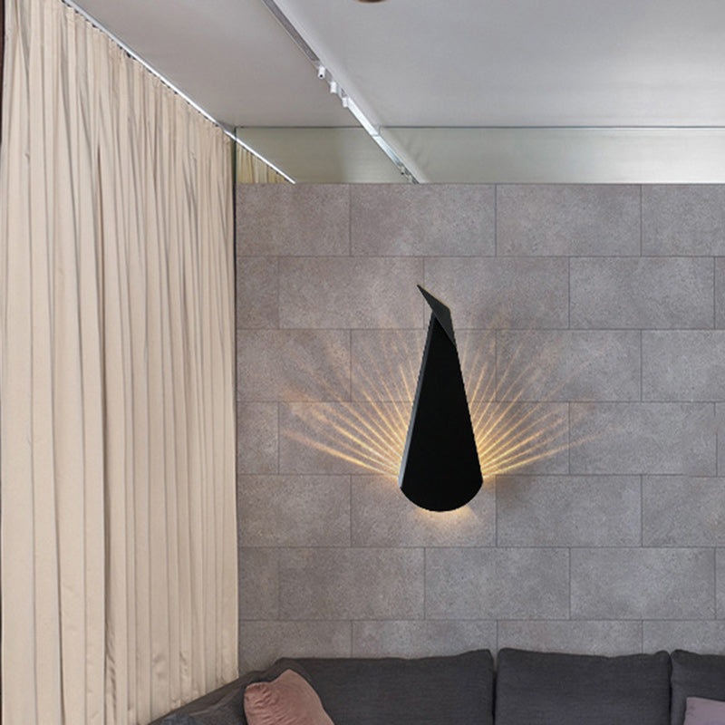 Contemporary Creative Triangle Peacock Shape Scattered Light Iron Shade LED Wall Sconce Lamp For Living Room