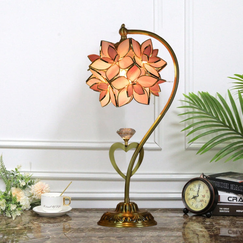 Traditional European Cluster-Flower Copper Glass 1-Light Table Lamp For Living Room