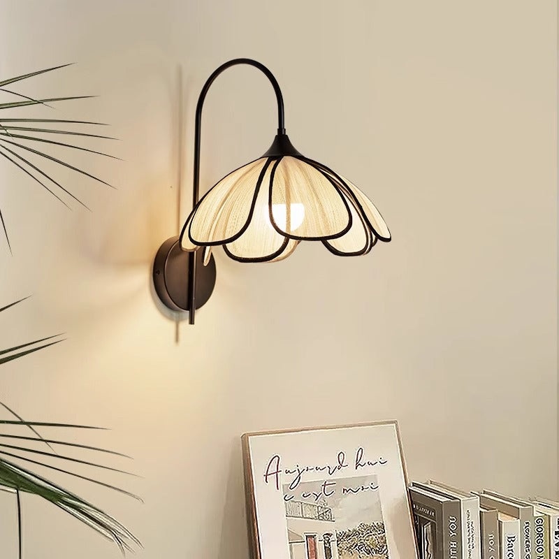 Traditional Vintage Art Petal Disc Base Iron Fabric 1-Light Wall Sconce Lamp For Bedroom