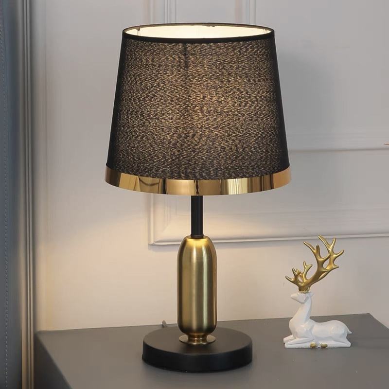 Traditional Vintage Dome Round Base Iron Fabric 1-Light Table Lamp For Bedroom