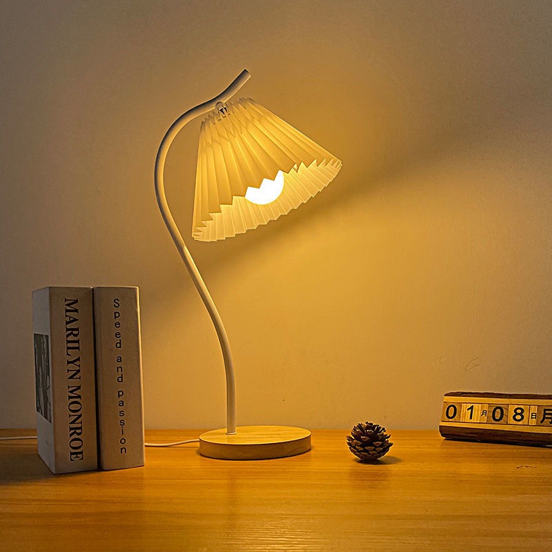 Modern Simplicity Frustum Cone Iron Fabric Solid Wood 1-Light Table Lamp For Bedroom