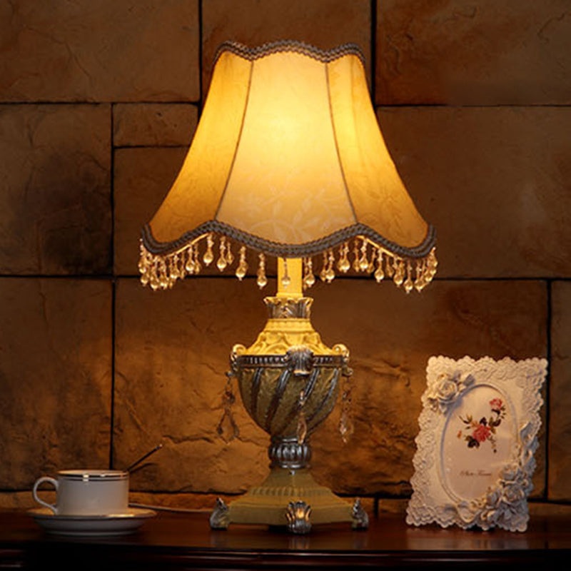 Traditional Vintage Pendant Cone Round Square Fabric Resin 1-Light Table Lamp For Living Room