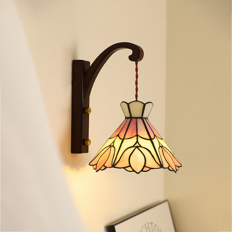 Traditional Tiffany Conical Pattern Oak Glass Copper 1 - Light Wall Sconce Lamp For Living Room