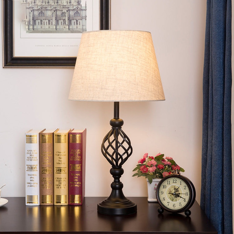 Modern Mid-Century Cylinder Round Fabric Shade Iron Base 1-Light Table Lamp For Bedroom