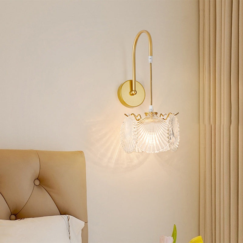 Traditional French Round Feather Shell Pearl Glass Hardware 1-Light Wall Sconce Lamp For Bedroom