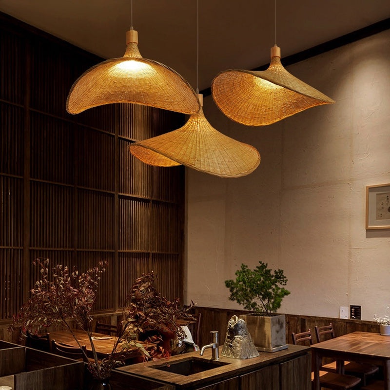 Traditional Chinese Bamboo Straw Hat 1-Light Pendant Light For Bedroom & Living Room